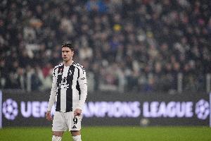 跟隊記者：米蘭希望租借DV9，并讓尤文負擔300萬到400萬歐年薪