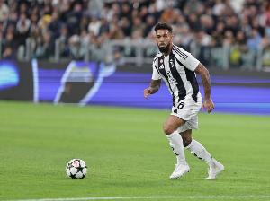 法媒：道格拉斯-路易斯與諾丁漢森林達原則協議 尤文要價3000萬鎊