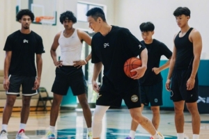 后衛(wèi)的傳承！趙維倫受邀參加林書豪的灣區(qū)訓練營