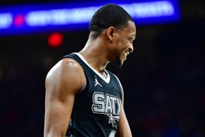 ?？怂股谋Ｕ闲劫Y累計(jì)已達(dá)4.16億 超越保羅排名現(xiàn)役球員第19位