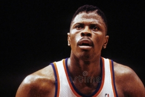 赤木剛憲原型??祝紐約傳奇中鋒尤因63歲生日快樂！??