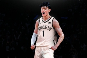 曾凡博簽籃網(wǎng)，跑龍?zhí)走€是真有戲？