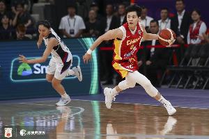 楊舒予：長發(fā)時會被人說是花瓶 所以就剪了 結(jié)果說的人更多了