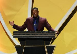 皮爾斯：我計劃開發(fā)APP幫助單親媽媽理財 現(xiàn)在她們的生活很糟糕