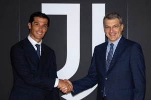 尤文總監(jiān)：這是一個團結的球隊，我和科莫利&基耶利尼合作得很好