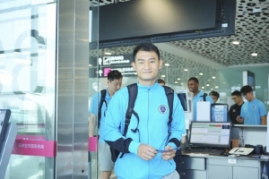 球隊啟程前往鄭州? 客戰(zhàn)河南蓄勢待發(fā)??