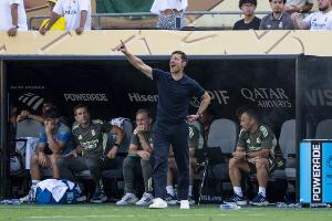 馬卡報(bào)：新賽季開(kāi)始前阿隆索面臨多項(xiàng)挑戰(zhàn)，后防待重塑鋒線(xiàn)人太多