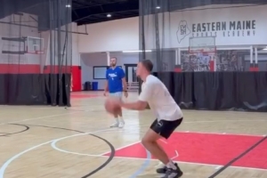 給新科狀元把把關(guān)??弗拉格休賽期投籃特訓(xùn)視頻來襲