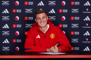 TA：曼聯(lián)方面表示塞斯科工資并沒有比紐卡給的多，紐卡對此有異議