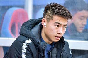 記者：本賽季楊帆回來后給人很不一樣的感覺 津門虎會(huì)提出申訴