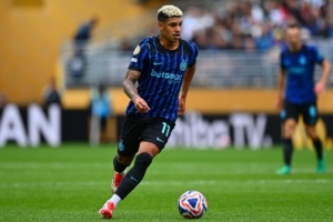 路易斯-恩里克：我能勝任右路左路甚至中路 偶像大羅&小羅&內馬爾