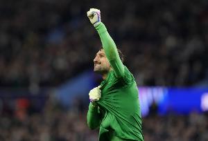 記者：曼城關注多納魯馬，以防埃德森離隊