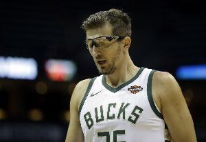 泰勒托維奇：在我肺栓塞無人問津時 詹姆斯曾邀請我去騎士