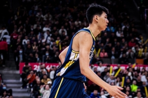 媒體人：徐昕申請(qǐng)交易是好事情 說明球員爭(zhēng)取權(quán)利的意識(shí)不斷覺醒