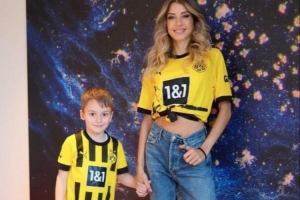 前妻吐槽胡梅爾斯：他的告別賽忘了請兒子來，卻有人怪到我身上