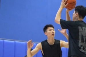 寧波男籃曬球隊訓(xùn)練視頻：進(jìn)攻看天賦 防守看態(tài)度