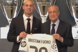 皇馬B隊球員號碼！馬斯坦托諾將身穿皇馬30號球衣