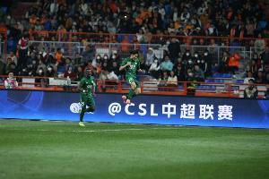 曹永競(jìng)談?chuàng)魯≌憬?duì)：主教練換我上場(chǎng)想加強(qiáng)進(jìn)攻，感謝防線隊(duì)友