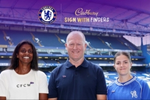 英超第一家！切爾西官方：將在新賽季主場(chǎng)比賽推出手語(yǔ)翻譯服務(wù)