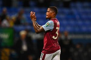 記者：利昂-貝利的團隊今日赴意大利與羅馬談判 維拉愿將球員出售