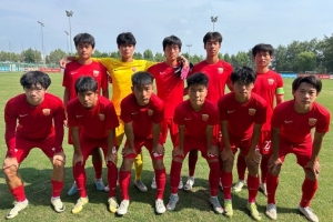 曹嘉樂(lè)、安興宇破門(mén)，上海海港u17隊(duì)2-0重慶市第一中學(xué)校