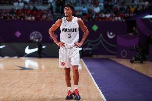 媒體人：新西蘭男籃善身體對抗 內(nèi)線不高但很壯 中國男籃拼吧