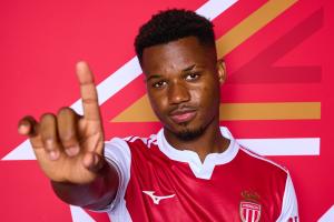 至今1場未上??22歲法蒂在摩納哥1個多月0出場 落選法甲首輪名單