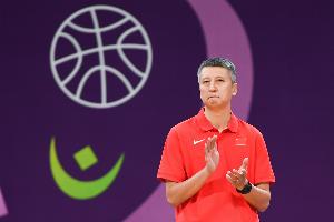 媒體人：郭士強選的12人沒帶錯任何一個 高詩巖證明了其防守價值