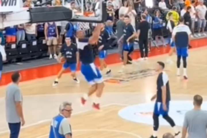 下賽季你參加扣籃大賽？約基奇賽前熱身飛起來大秀拉桿反扣??