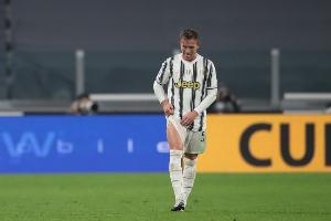 巴媒：阿圖爾最遲周二與尤文解約，隨后簽約格雷米奧一年半