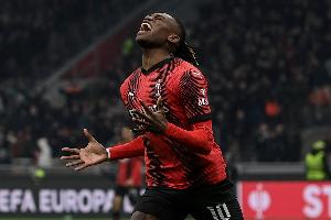 不容易！效力米蘭第7年，萊奧首次在賽季首場正式比賽中進(jìn)球