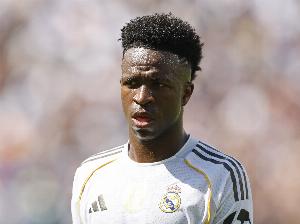 ESPN：皇馬與維尼修斯的新合同談判已停滯數(shù)周