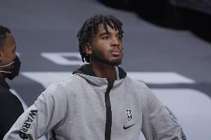 克里斯：庫(kù)里投籃跟上籃一樣 勇士的體系很簡(jiǎn)單 你不能站著不動(dòng)