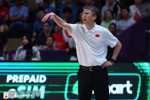 媒體人：男籃歐洲拉練時(shí) 郭士強(qiáng)凌晨3點(diǎn)仍在搜集亞洲杯對手資料