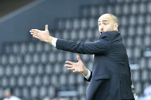 圖多爾：賽季開始轉會窗口還開著簡直瘋狂，至少提前一周就該關了