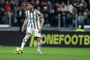 洛卡特利：圖多爾非常強(qiáng)調(diào)強(qiáng)度和紀(jì)律 我們要踢出一個(gè)偉大的賽季