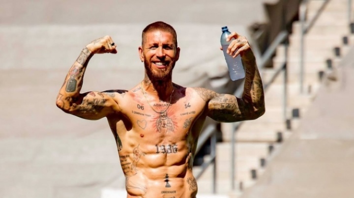 39歲的水爺！拉莫斯曬無敵健美身材，腹肌線條分明&全身健碩無比