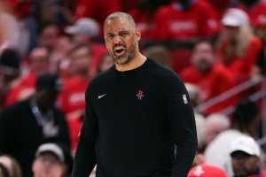 斯通：指望擁有最佳球員來實現(xiàn)奪冠太考驗運氣 主帥的能力更重要