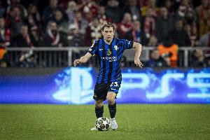 近10個(gè)賽季，巴雷拉是五大聯(lián)賽每賽季均有助攻的三名中場之一