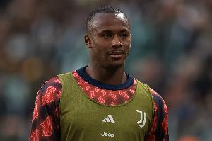 意媒：尤文后衛(wèi)賈洛已抵達(dá)土耳其，完成體檢后永久轉(zhuǎn)會(huì)貝西克塔斯