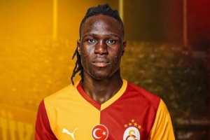 記者：加拉塔薩雷引進摩納哥中衛(wèi)辛格達協(xié)議，轉(zhuǎn)會費3000萬歐