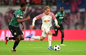 萊比錫官方：允許哈維-西蒙斯暫時離開一線隊，以便進(jìn)行合同談判