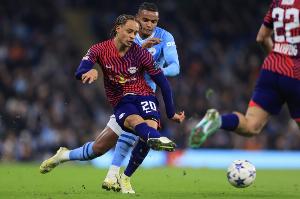 德天空：如果切爾西未來幾小時(shí)內(nèi)仍未報(bào)價(jià)，西蒙斯將加盟熱刺