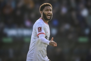 迪馬：米蘭評(píng)估阿坎吉的另一個(gè)替代選項(xiàng)，即利物浦的喬-戈麥斯