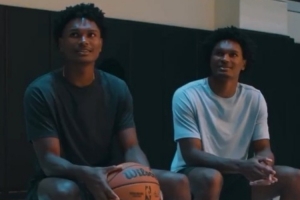 這叫做菜？阿門：我最擅長的烹飪是把披薩放進(jìn)微波爐加熱