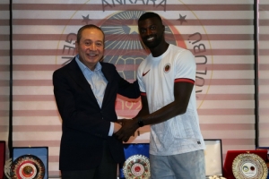 曾效力超10隊，官方：30歲前米蘭前鋒尼昂加盟土超根克勒比利吉