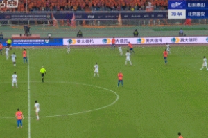 泰山6-0領(lǐng)先國安！打瘋了！卡扎伊什維利上演大四喜，澤卡送助攻