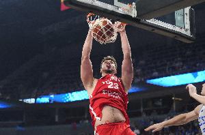 大腿！申京過(guò)去7場(chǎng)代表土耳其場(chǎng)均22.3分8.4板5助 命中率64.8%