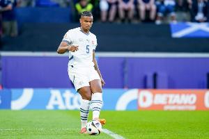 羅馬諾：國米向曼城發(fā)送租借阿坎吉報價，球員同意轉(zhuǎn)會可能性