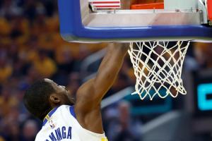 都9月了！隊(duì)記：勇士開2年4500萬+球隊(duì)選項(xiàng)報(bào)價(jià) 庫(kù)明加要球員選項(xiàng)